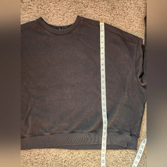 Nuuds Black Crewneck Sweatshirt Women's Size Large - Picture 9 of 10